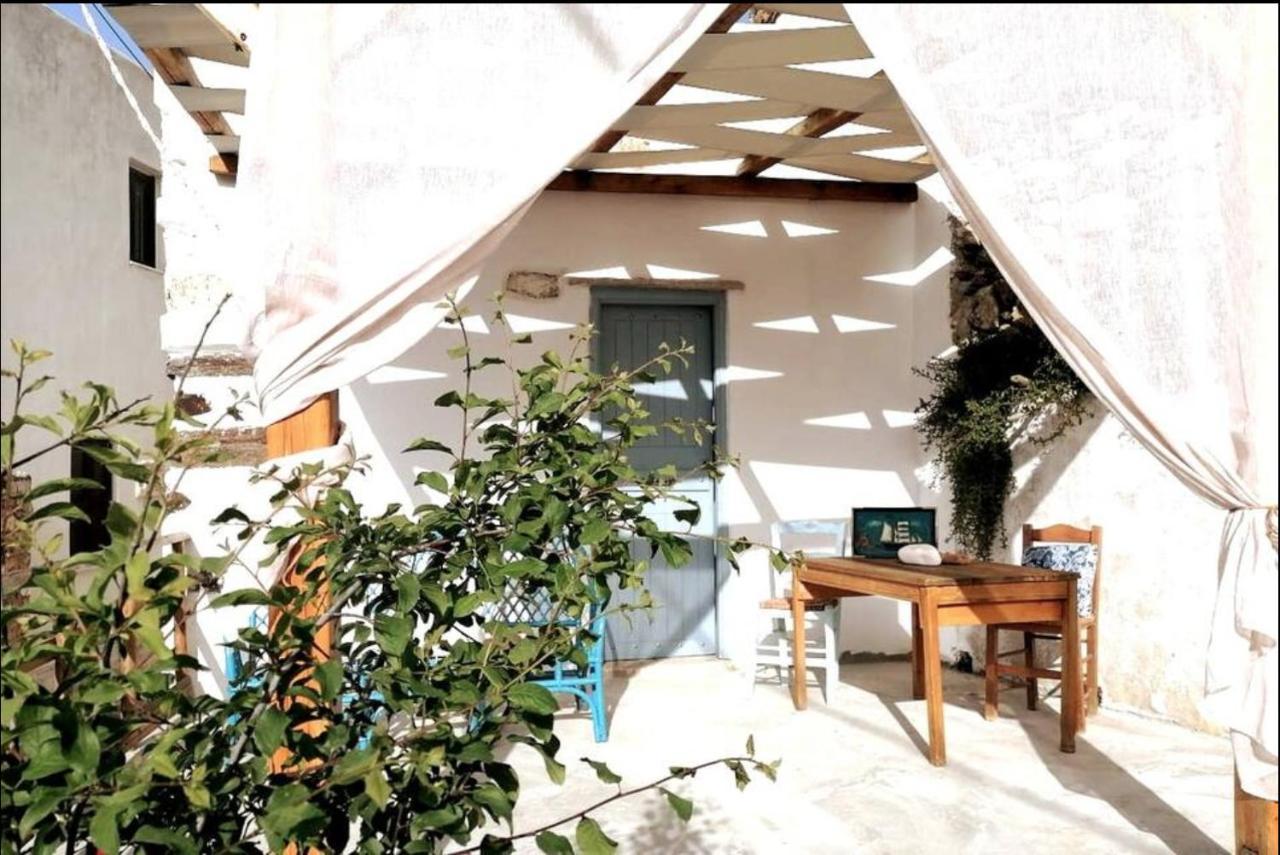 Naxos Mountain Retreat - Tiny House Build On Rock Apartment Koronos Exterior photo